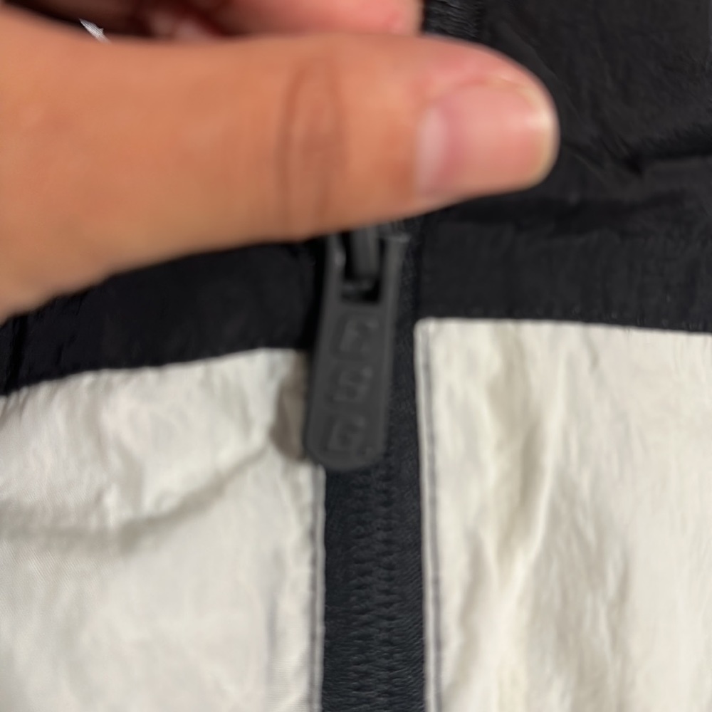 CSG Windbreaker - Picture 2 of 4